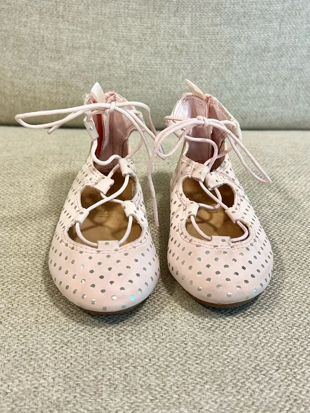 OshKosh B’gosh Size 5 Toddler Girls Karlie-G Pink Silver Polka Dot Lace Up Shoes